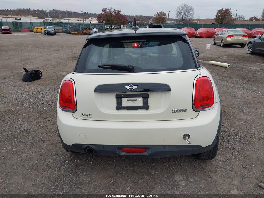 2018 Mini Hardtop Cooper/Oxford Edition VIN: WMWXP5C50J2G64223 Lot: 43658608