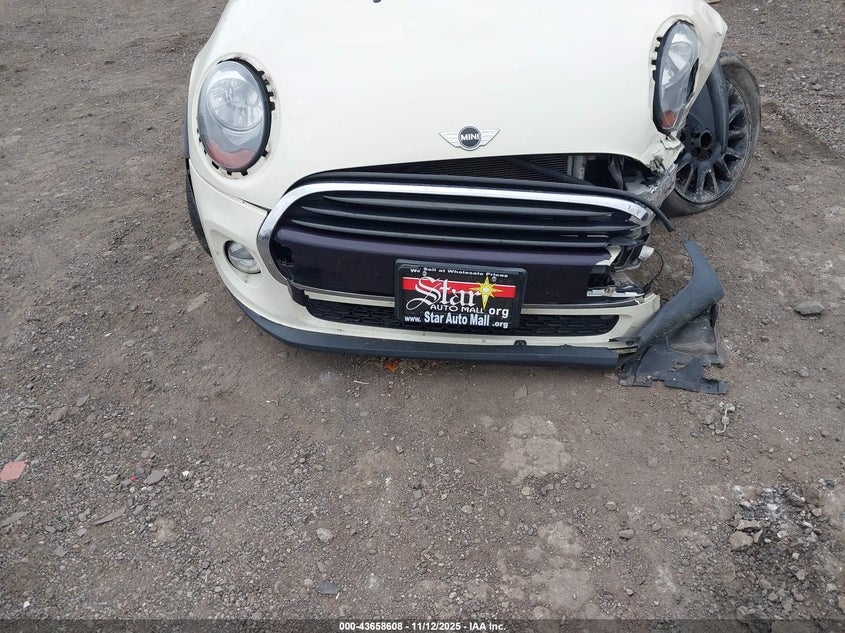 2018 Mini Hardtop Cooper/Oxford Edition VIN: WMWXP5C50J2G64223 Lot: 43658608