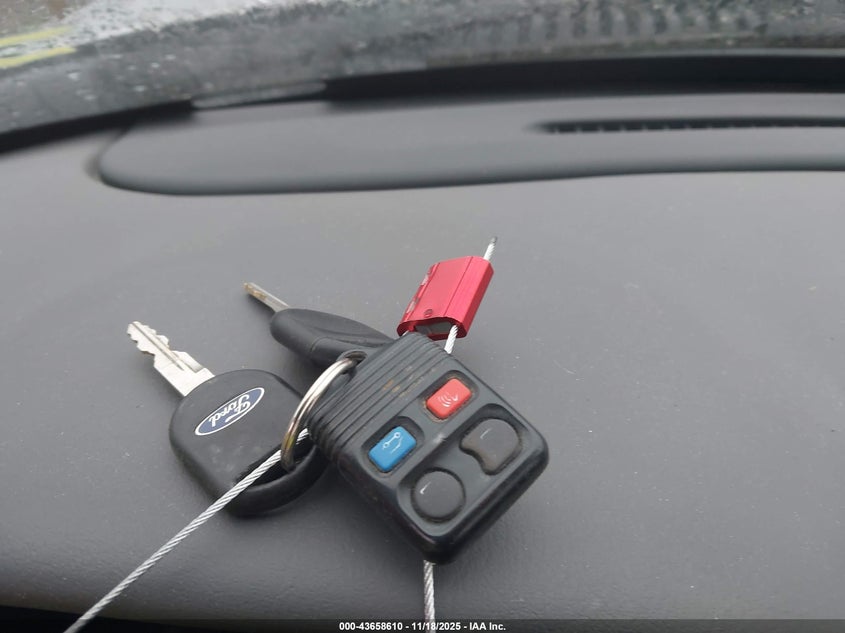 1FMZU63K73UC21132 2003 FORD EXPLORER photo no. 11