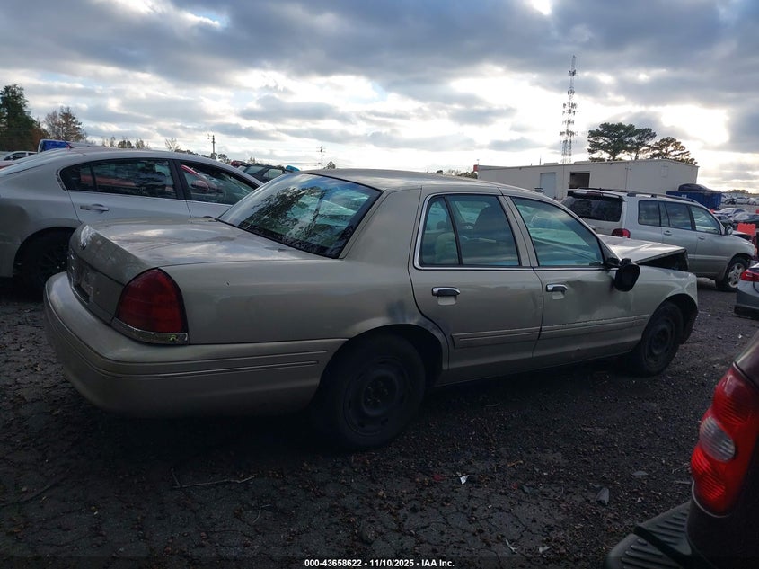 2003 Ford Crown Victoria Standard VIN: 2FAFP73W83X208718 Lot: 43658622