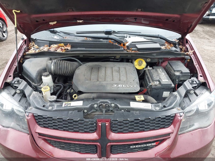 2018 Dodge Grand Caravan Gt VIN: 2C4RDGEG2JR222170 Lot: 43658632