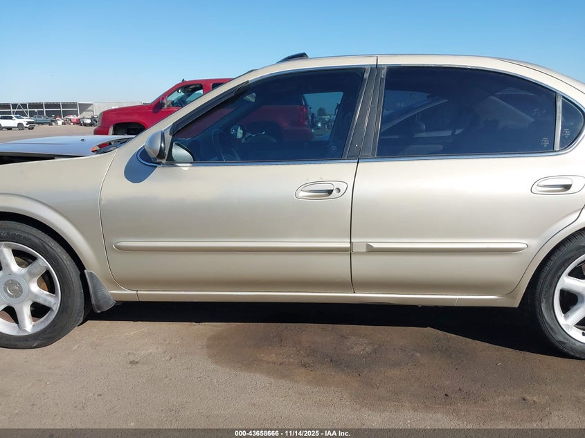 2000 Nissan Maxima Gle/Gxe/Se VIN: JN1CA31A0YT021835 Lot: 43658666