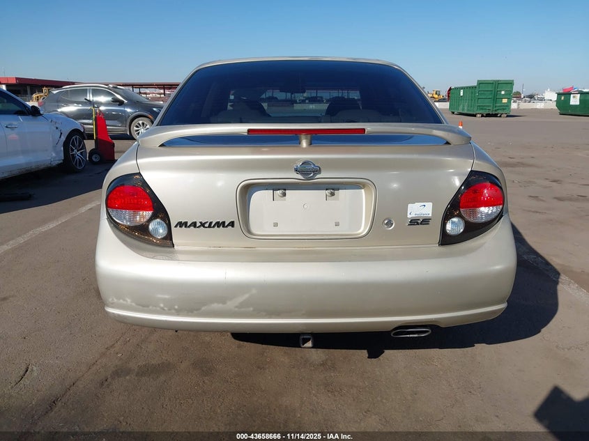 2000 Nissan Maxima Gle/Gxe/Se VIN: JN1CA31A0YT021835 Lot: 43658666