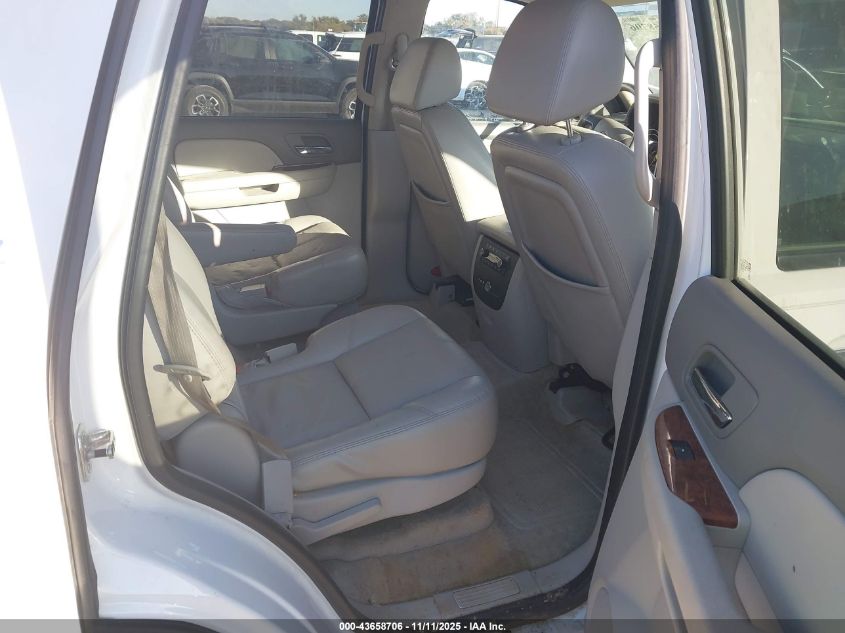 2007 Chevrolet Tahoe Ltz VIN: 1GNFK130X7R281517 Lot: 43658706