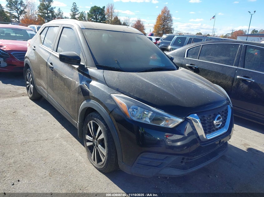NISSAN KICKS SV