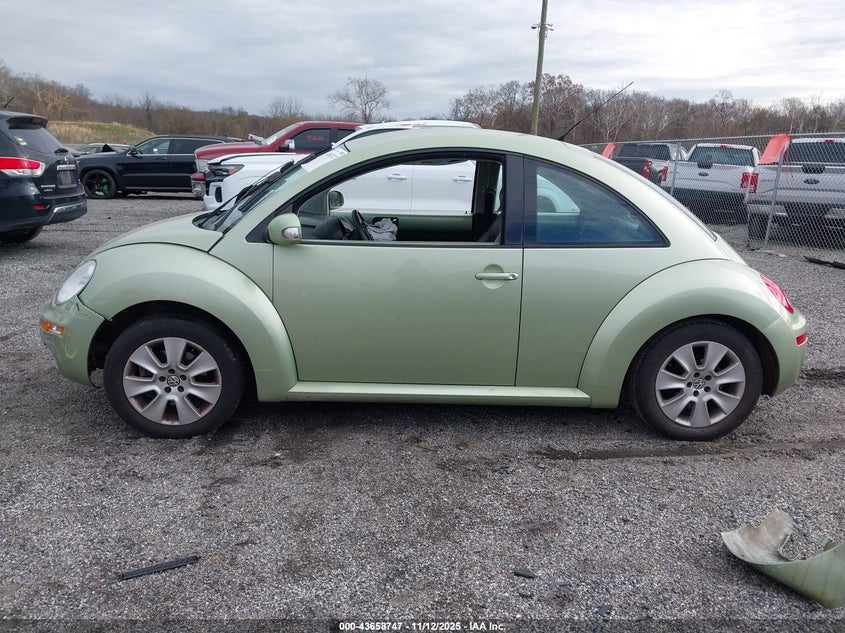 2008 Volkswagen New Beetle S VIN: 3VWPW31C48M509778 Lot: 43658747
