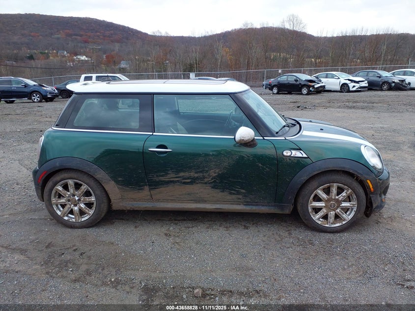 2013 MINI HARDTOP COOPER S WMWSV3C52DT392399