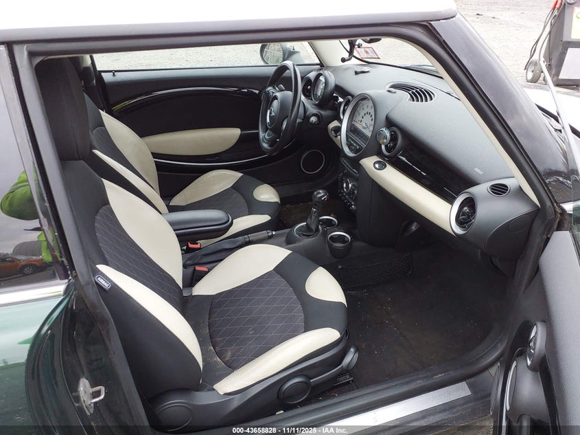 2013 Mini Hardtop Cooper S VIN: WMWSV3C52DT392399 Lot: 43658828