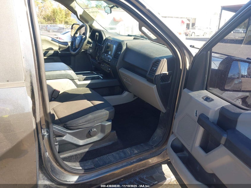 1FTEW1EF8HFB18166 2017 FORD F-150 photo no. 5