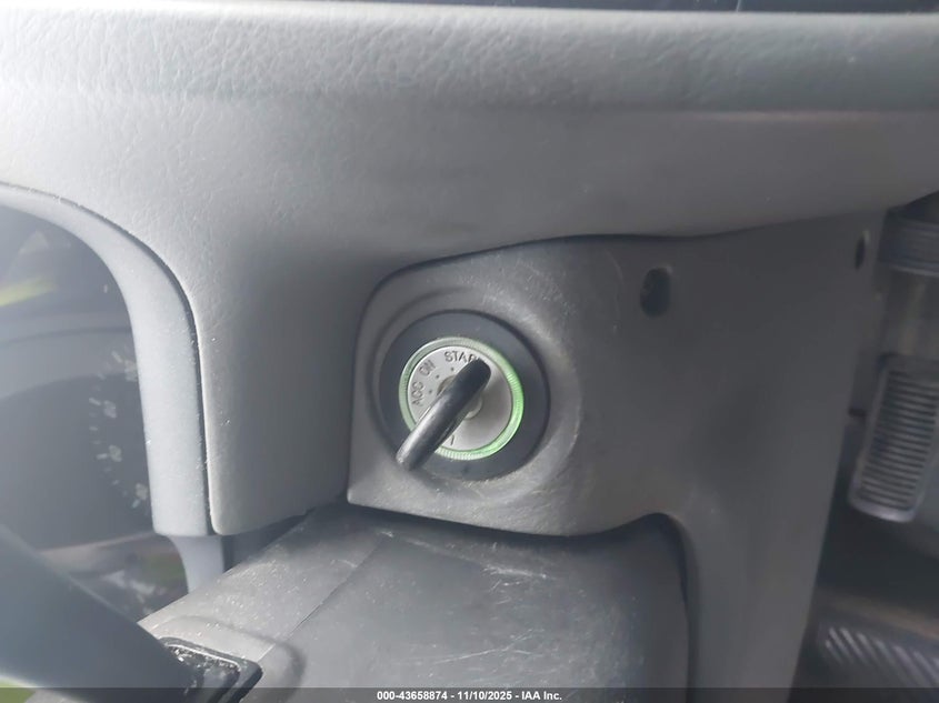 2003 Hyundai Santa Fe Gls/Lx VIN: KM8SC73D434377253 Lot: 43658874