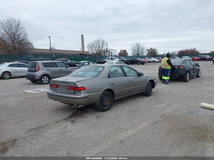 JT2BG22K8W0205291 1998 TOYOTA CAMRY photo no. 4