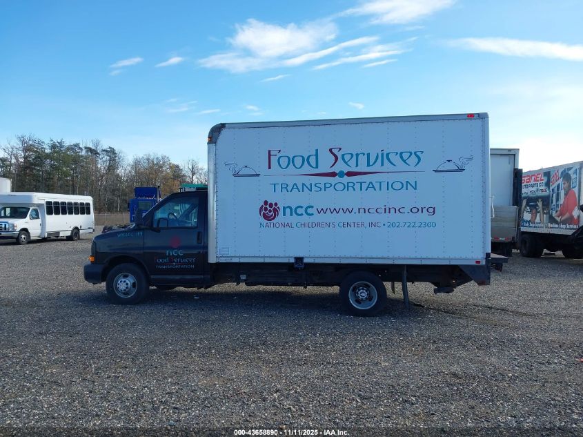 2007 Chevrolet Express Cutaway Work Van VIN: 1GBHG31U071100013 Lot: 43658890