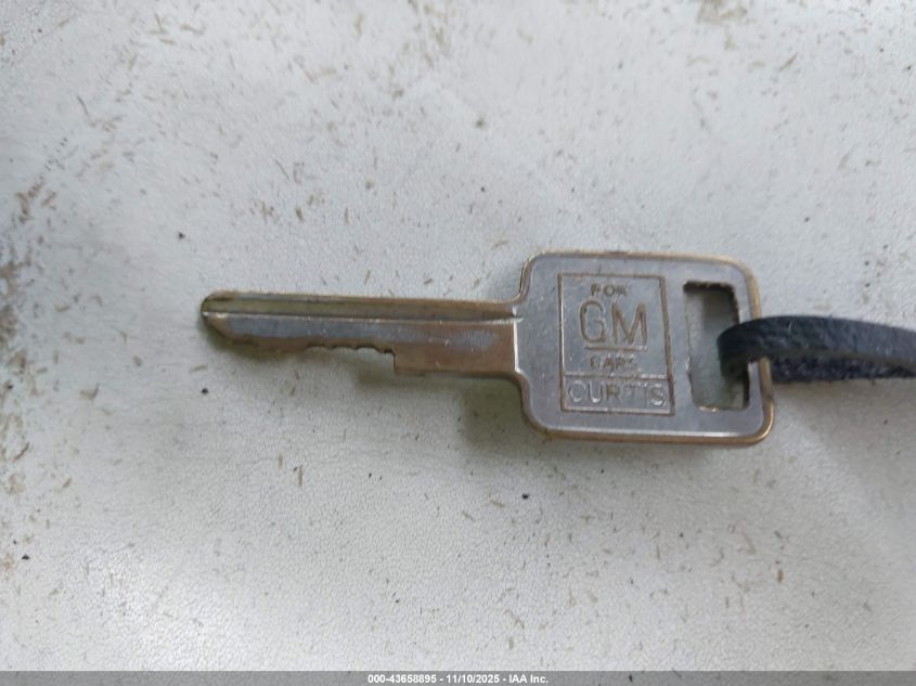 1983 Chevrolet C20 VIN: 2GCGC24M7D1101917 Lot: 43658895