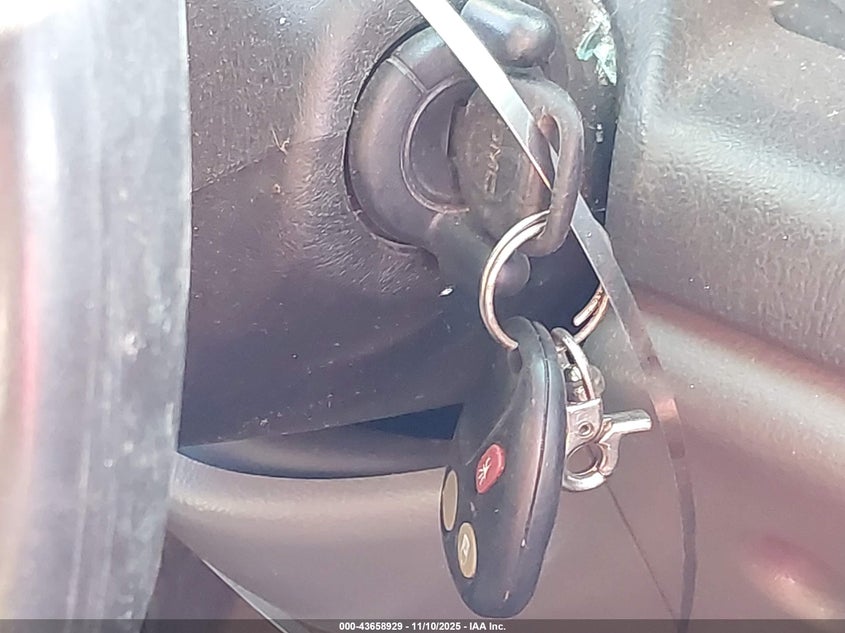 2003 GMC Envoy Slt VIN: 1GKDT13S432339952 Lot: 43658929