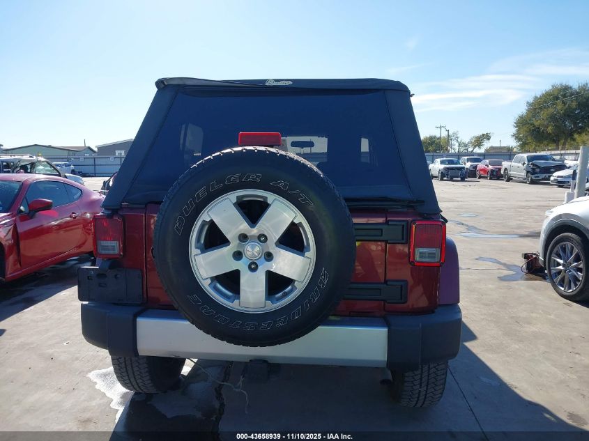 2008 Jeep Wrangler Unlimited Sahara VIN: 1J4GA59188L572412 Lot: 43658939