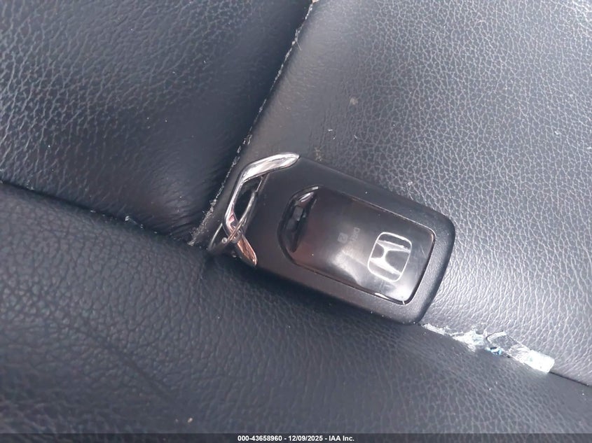 5FNYF6H21NB061621 2022 HONDA PILOT photo no. 11
