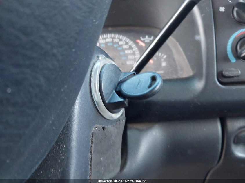 2001 Dodge Ram 1500 St VIN: 3B7HF13Z51G165637 Lot: 43658970