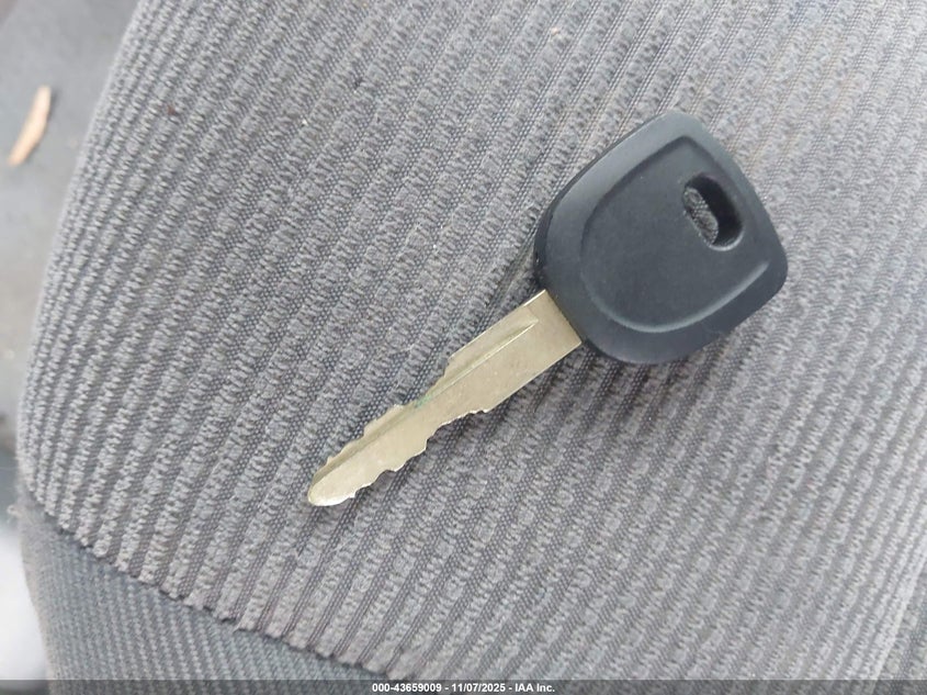 2004 Mazda Mazda6 S VIN: 1YVFP82D345N73160 Lot: 43659009