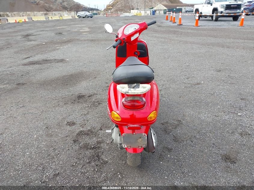 2003 Vespa C161C VIN: ZAPC16C1735006207 Lot: 43659025