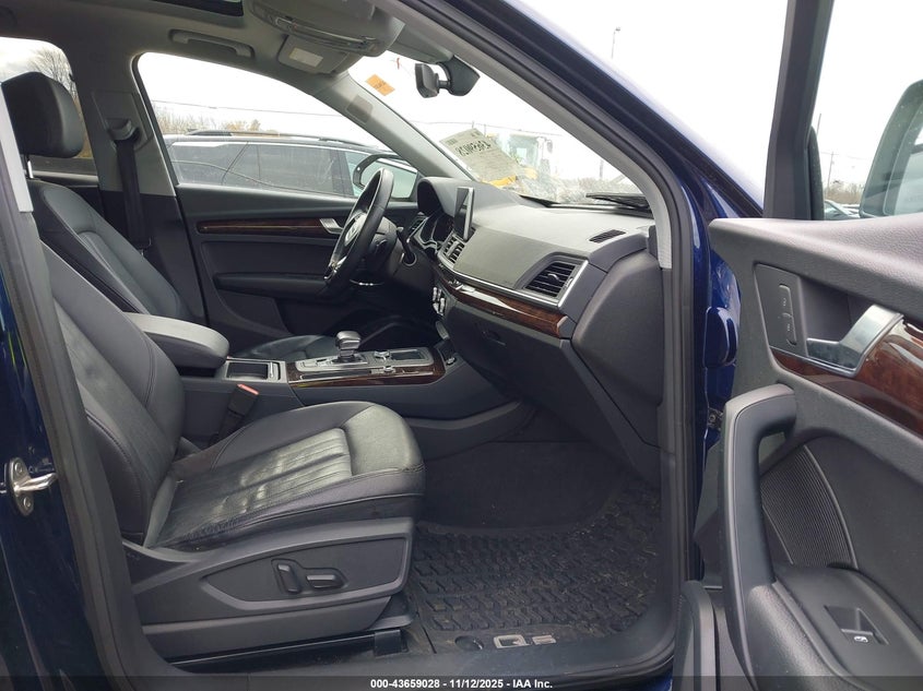 WA1BNAFY8J2203232 2018 AUDI Q5 photo no. 5