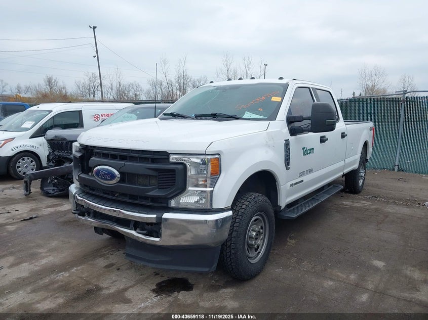 1FT8W3BT5NEF54221 2022 FORD F350 photo no. 2