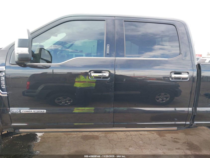 2020 Ford F-250 Platinum VIN: 1FT8W2BT8LEC09918 Lot: 43659144