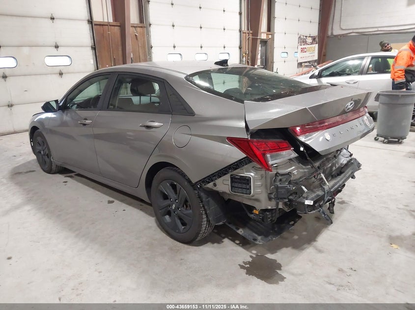 2023 HYUNDAI ELANTRA HYBRID BLUE KMHLM4AJ4PU064055