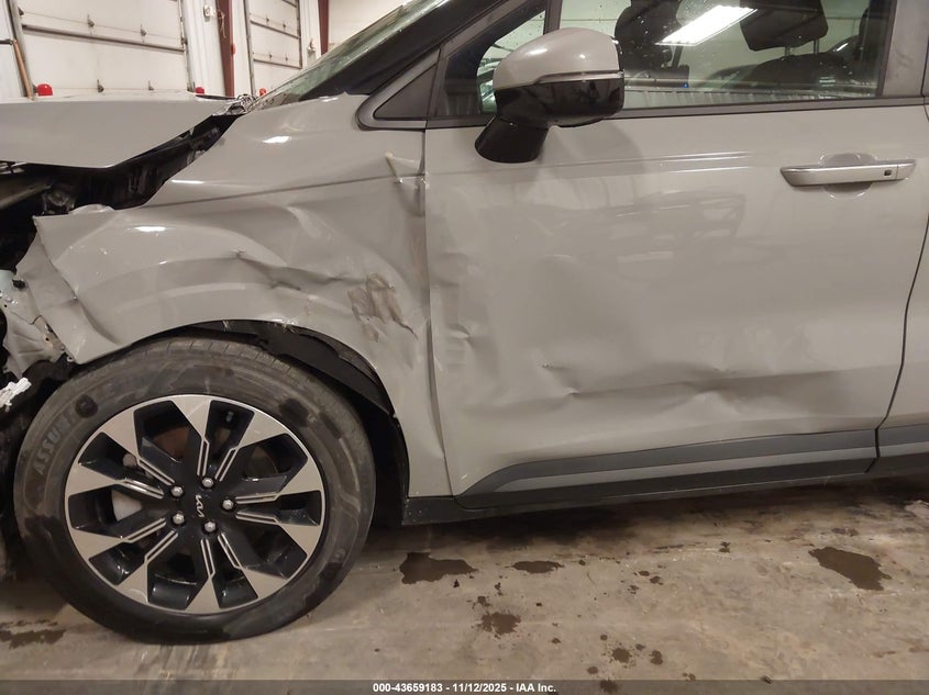 2024 KIA CARNIVAL MPV EX - KNDNC5H33R6390420