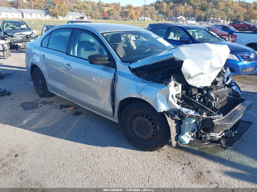 VOLKSWAGEN JETTA 2.0L S