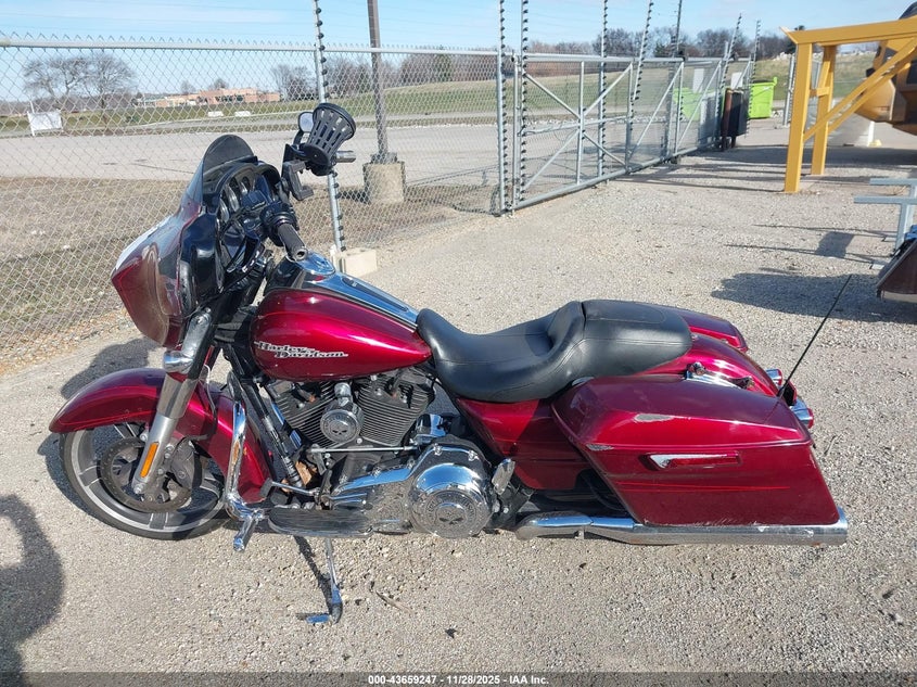 2016 Harley-Davidson Flhxs Street Glide Special VIN: 1HD1KRM19GB635124 Lot: 43659247