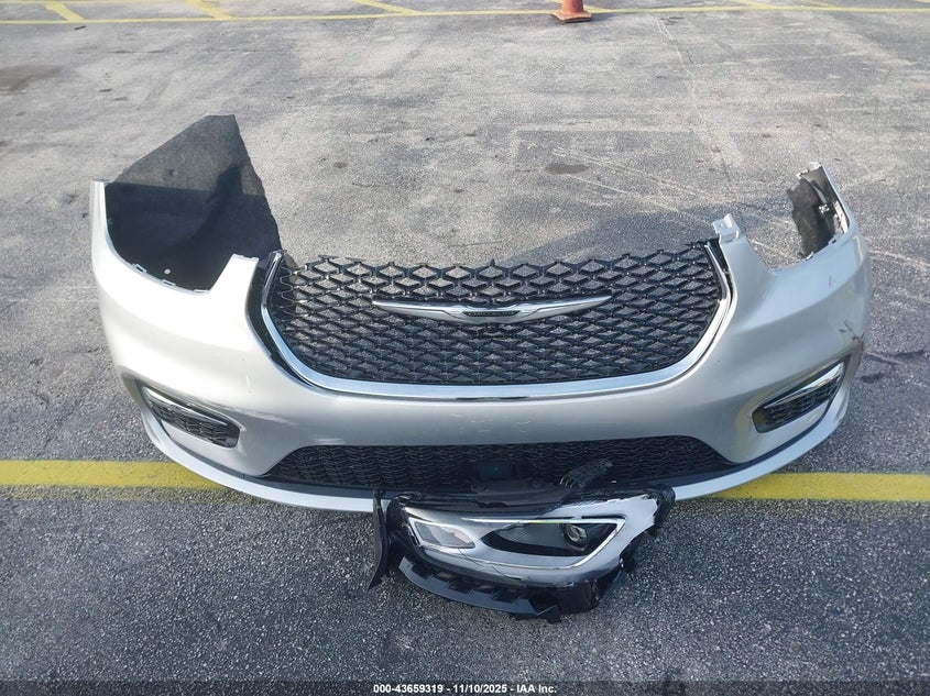 2C4RC1BG1TR188990 2026 CHRYSLER PACIFICA photo no. 12