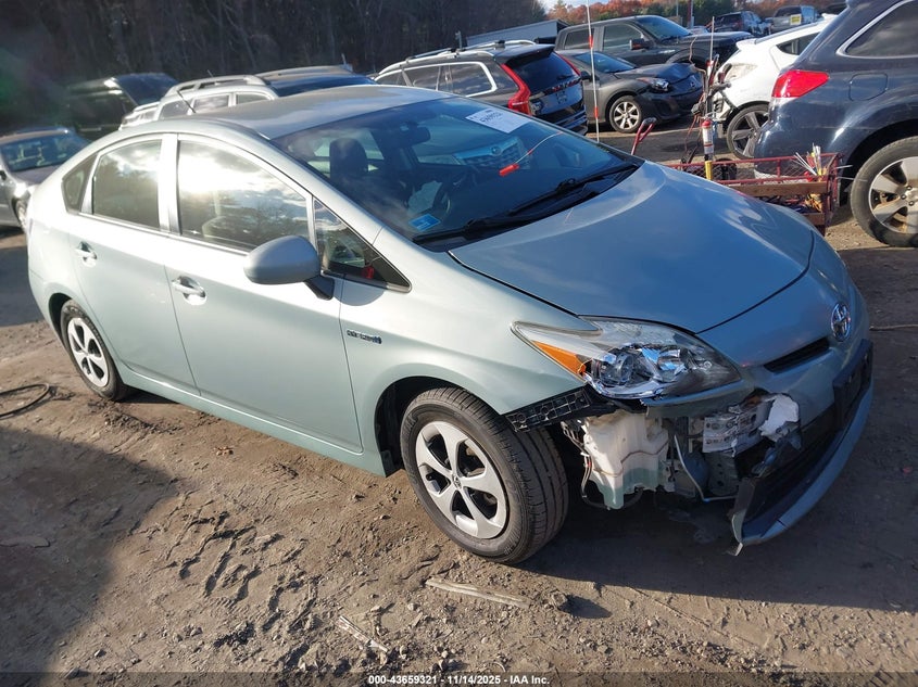 2013 TOYOTA PRIUS TWO - JTDKN3DU9D5662645