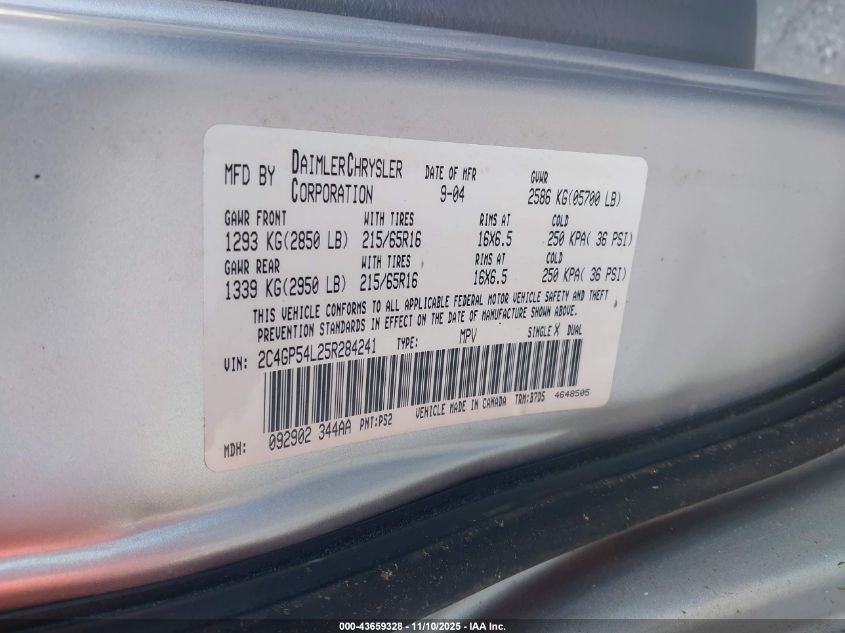 2005 Chrysler Town & Country Touring VIN: 2C4GP54L25R284241 Lot: 43659328