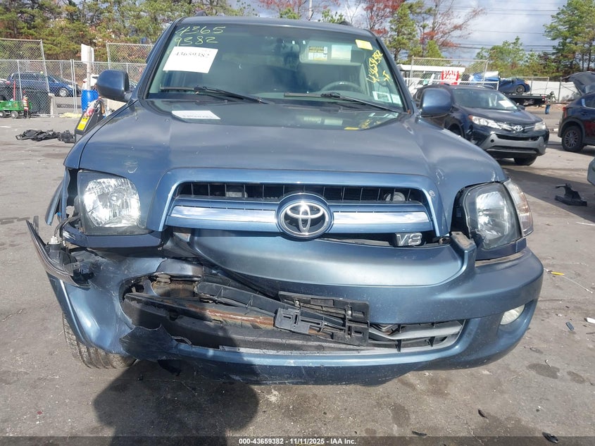 2005 Toyota Sequoia Limited V8 VIN: 5TDBT48A15S234320 Lot: 43659382