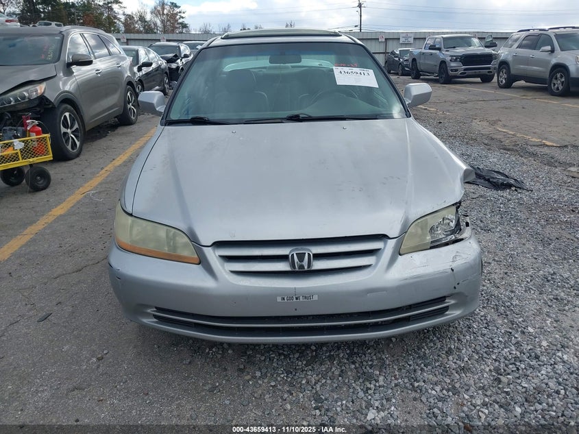 1HGCG566X1A081684 2001 HONDA ACCORD photo no. 12