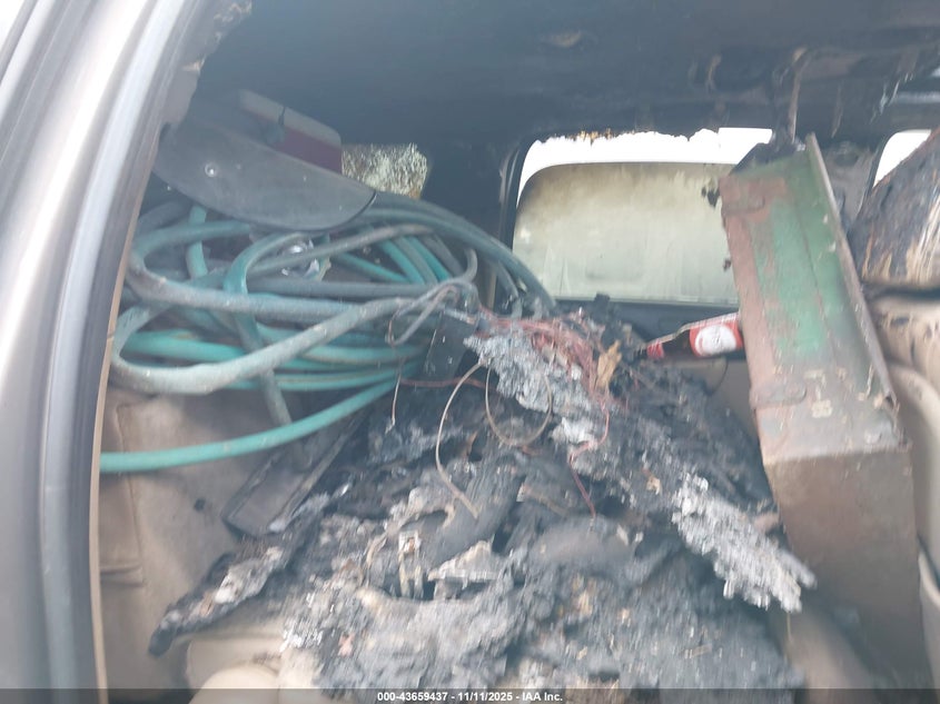 2007 Chevrolet Suburban 1500 Ltz VIN: 1GNFK16337R231483 Lot: 43659437