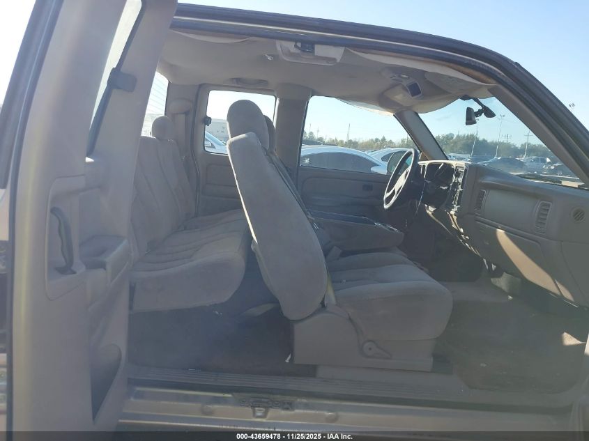 2005 Chevrolet Silverado 1500 Ls VIN: 2GCEC19V451180399 Lot: 43659478