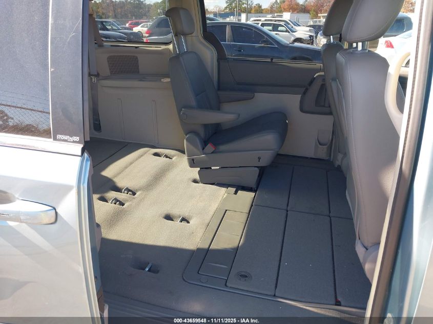 2008 Chrysler Town & Country Touring VIN: 2A8HR54PX8R732899 Lot: 43659548