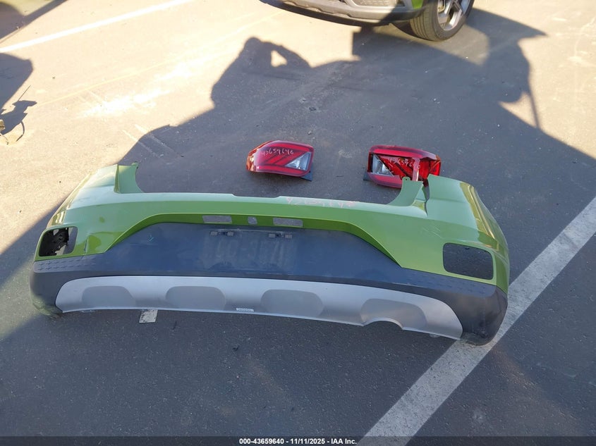 2024 HYUNDAI VENUE SEL KMHRC8A36RU332807