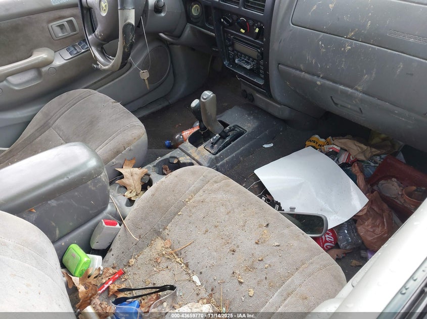 5TEHN72N34Z410898 2004 TOYOTA TACOMA photo no. 5