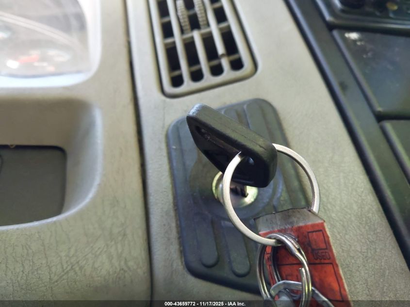 2008 International 4000 4300 VIN: 1HTMMAAN68J696751 Lot: 43659772