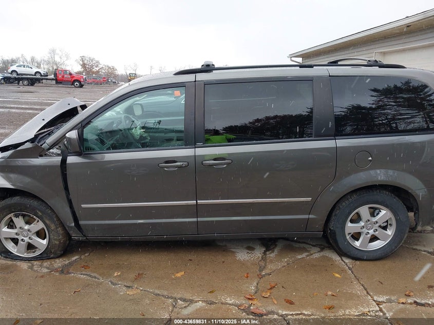 2010 Dodge Grand Caravan Sxt VIN: 2D4RN5D11AR224994 Lot: 43659831