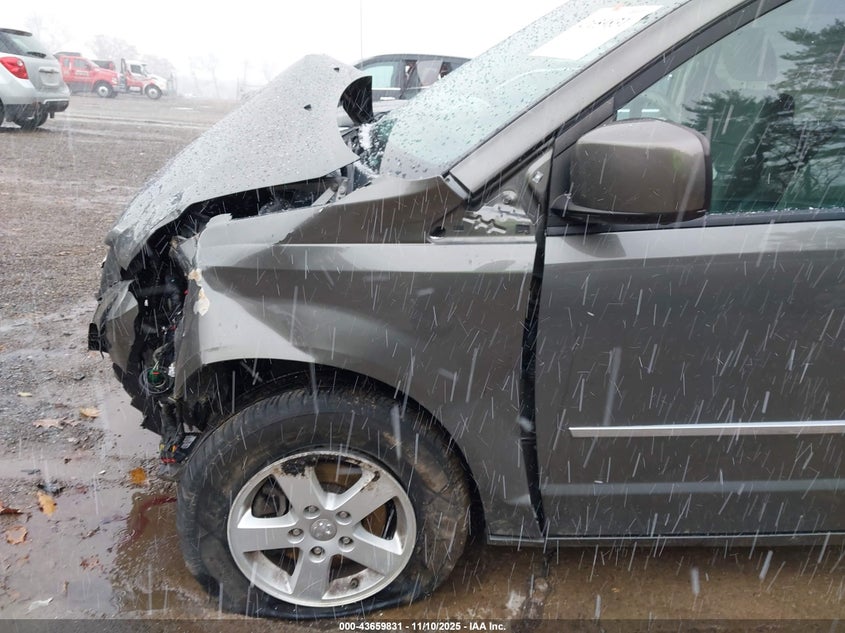 2010 Dodge Grand Caravan Sxt VIN: 2D4RN5D11AR224994 Lot: 43659831