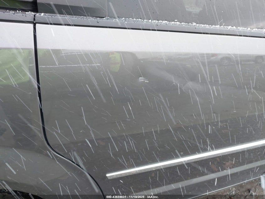 2010 Dodge Grand Caravan Sxt VIN: 2D4RN5D11AR224994 Lot: 43659831