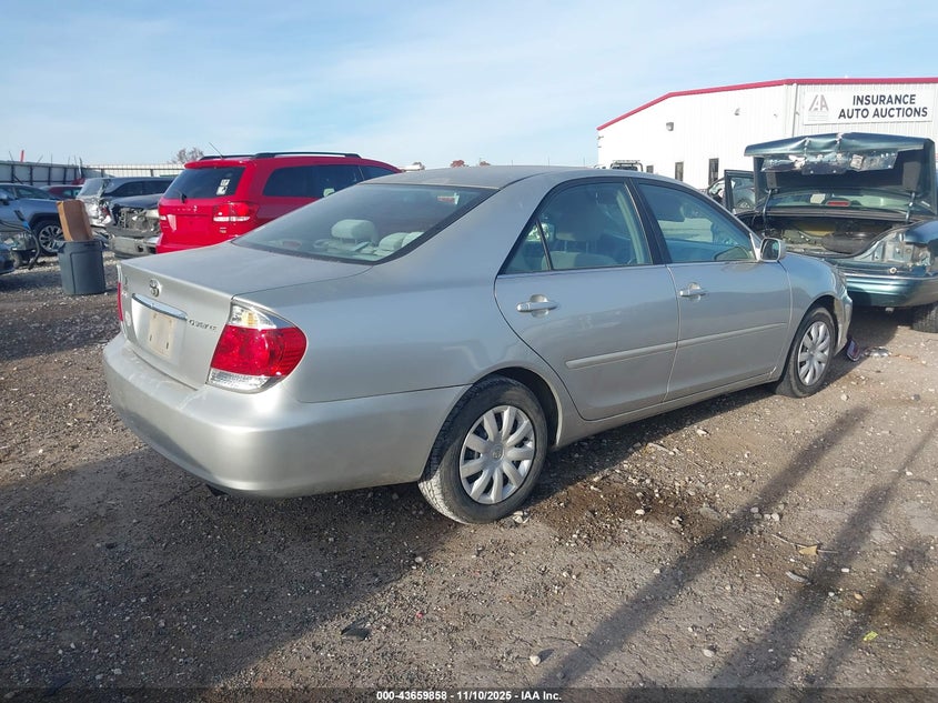 4T1BE32K35U948866 2005 TOYOTA CAMRY photo no. 4