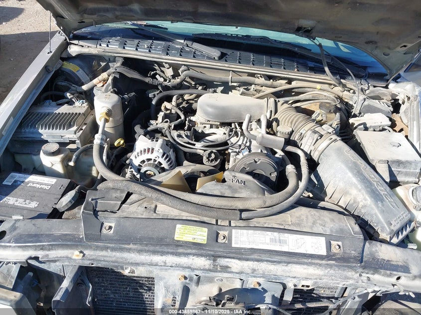 2000 GMC Sonoma Sls VIN: 1GTDT19W0YK178870 Lot: 43659867