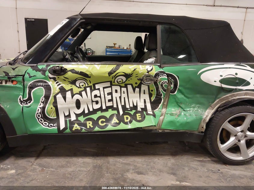 2008 Mini Cooper VIN: WMWRF335X8TG18502 Lot: 43659878