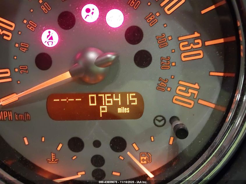 2008 Mini Cooper VIN: WMWRF335X8TG18502 Lot: 43659878