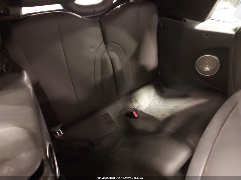 2008 Mini Cooper VIN: WMWRF335X8TG18502 Lot: 43659878