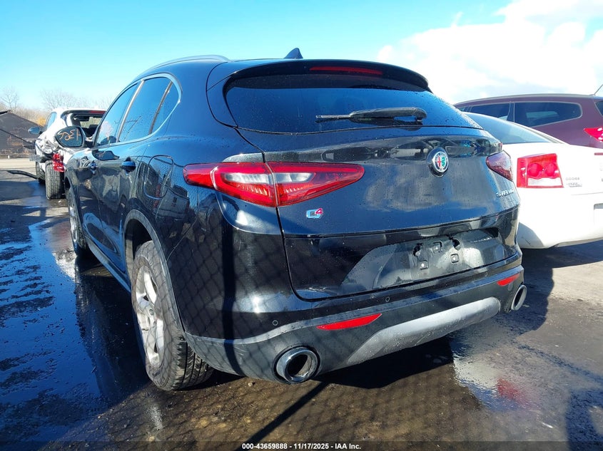 ZASFAKAN6J7B73048 2018 ALFA ROMEO STELVIO photo no. 3